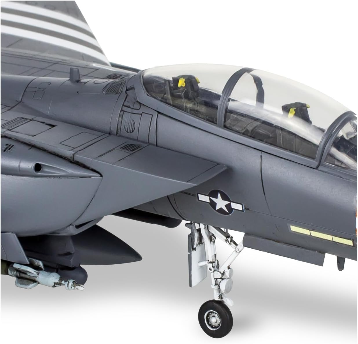 F-15E Strike Eagle Model Kit